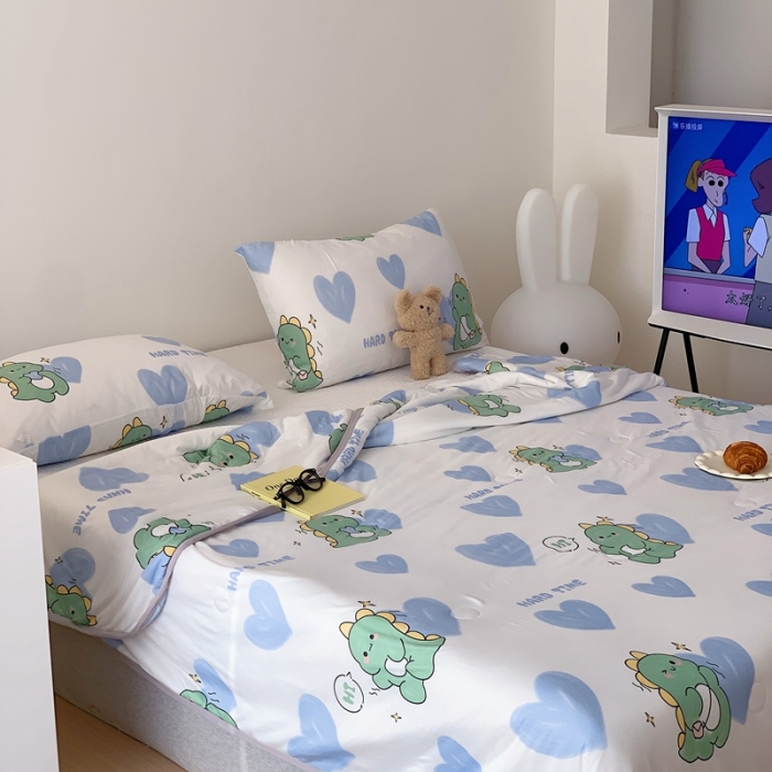 91家纺网 家纺一手货源 找家纺 （总）星期八 2023新款卡通针织棉大豆夏被