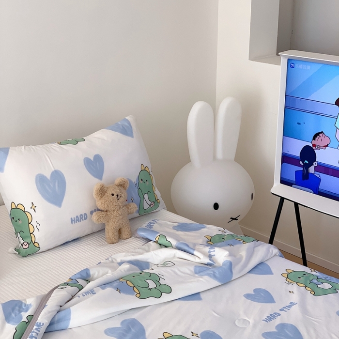 91家纺网 家纺一手货源 找家纺 （总）星期八 2023新款卡通针织棉大豆夏被