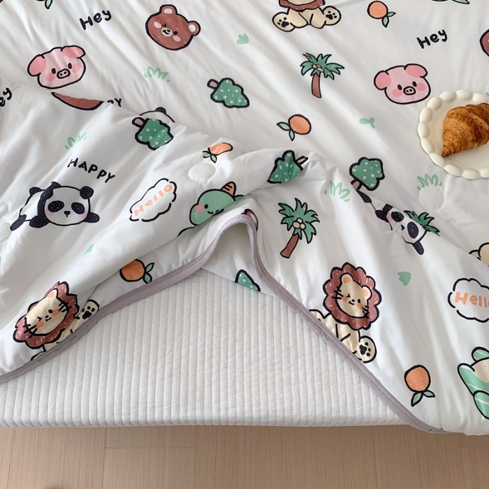 91家纺网 家纺一手货源 找家纺 星期八 2023新款卡通针织棉大豆夏被 动物乐园