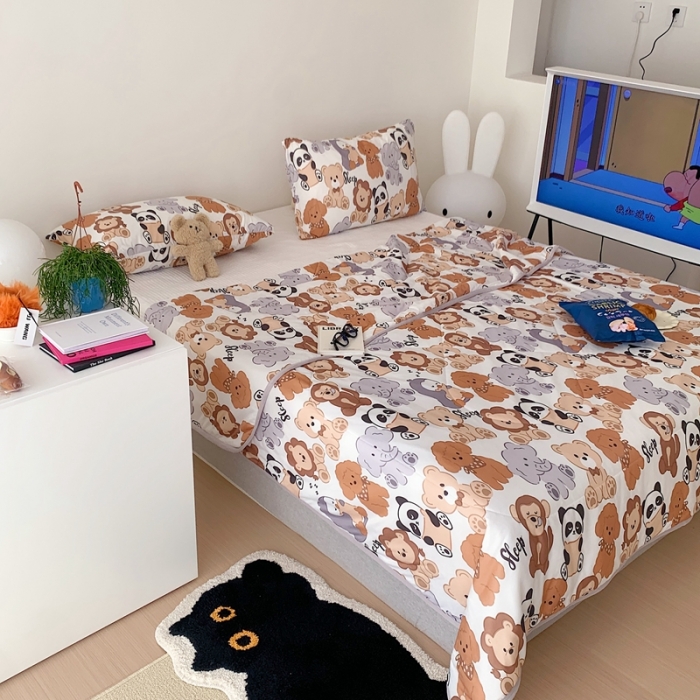 91家纺网 家纺一手货源 找家纺 星期八 2023新款卡通针织棉大豆夏被 动物世界