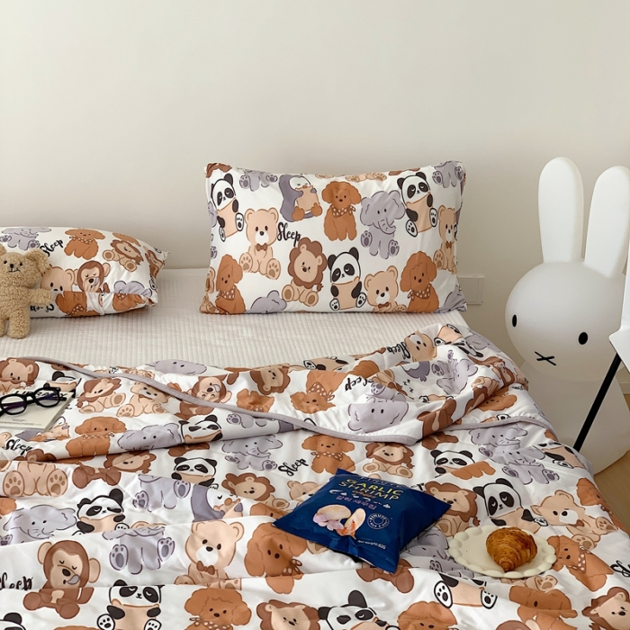 91家纺网 家纺一手货源 找家纺 星期八 2023新款卡通针织棉大豆夏被 动物世界