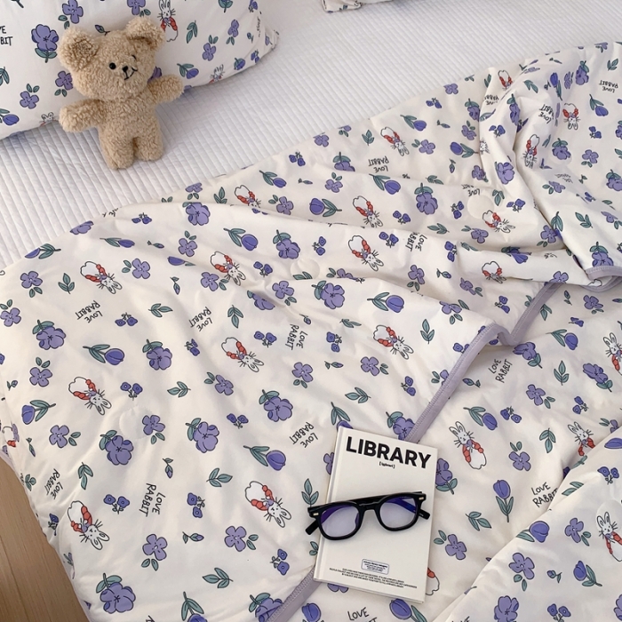 91家纺网 家纺一手货源 找家纺 星期八 2023新款卡通针织棉大豆夏被 龙猫花花