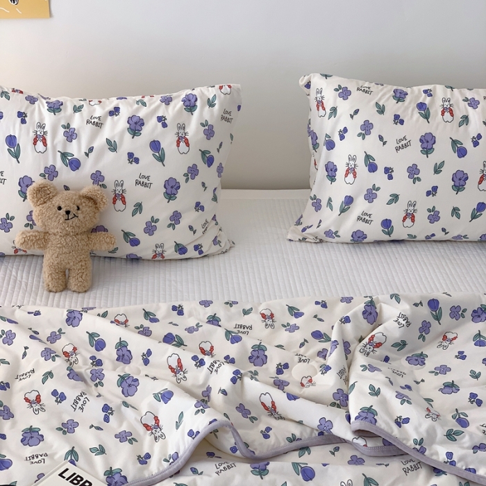 91家纺网 家纺一手货源 找家纺 星期八 2023新款卡通针织棉大豆夏被 龙猫花花