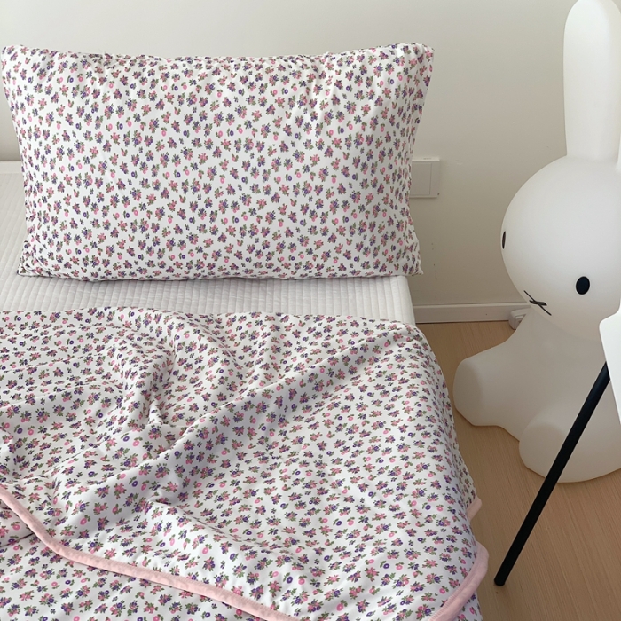 91家纺网 家纺一手货源 找家纺 星期八 2023新款卡通针织棉大豆夏被 漫茵