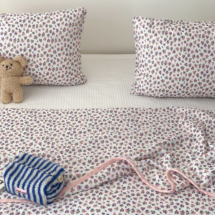 91家纺网 家纺一手货源 找家纺 星期八 2023新款卡通针织棉大豆夏被 漫茵