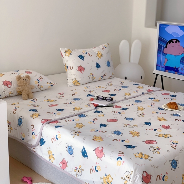 91家纺网 家纺一手货源 找家纺 星期八 2023新款卡通针织棉大豆夏被 小怪兽