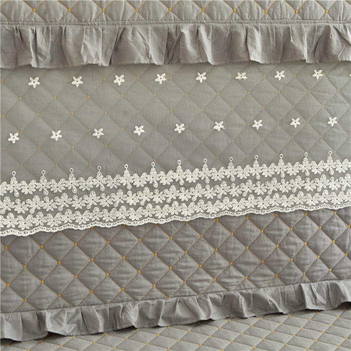 91家纺网 家纺一手货源 找家纺 十个点 2024新款全棉公主夹棉床头罩 灰色