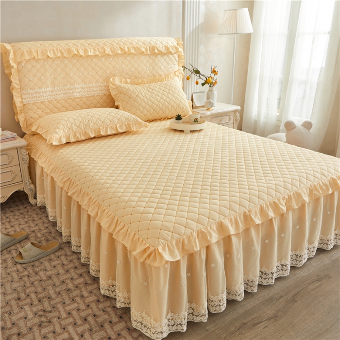 91家纺网 家纺一手货源 找家纺 十个点 2024新款全棉公主夹棉单床裙 米黄色