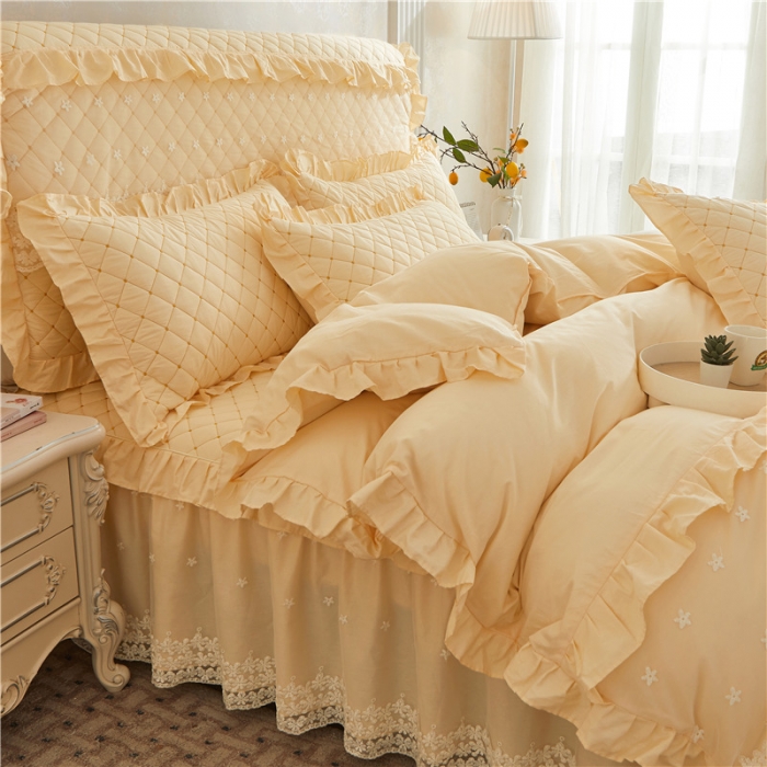 91家纺网 家纺一手货源 找家纺 十个点 2024新款全棉公主夹棉床裙四件套 米黄色