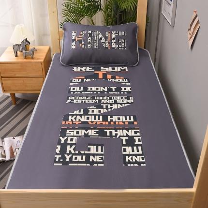 91家纺网 家纺一手货源 找家纺 （总）多樂家纺2024新款日系卡通学生床大版冰丝凉席两件套