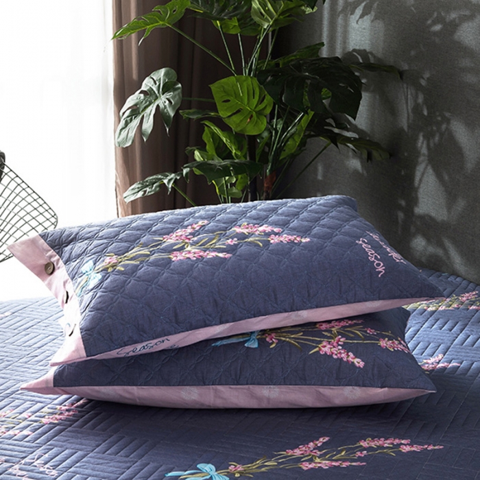 91家纺网 家纺一手货源 找家纺 优乐家纺 2023新款全棉夹棉款绗缝单枕套 浪漫约定