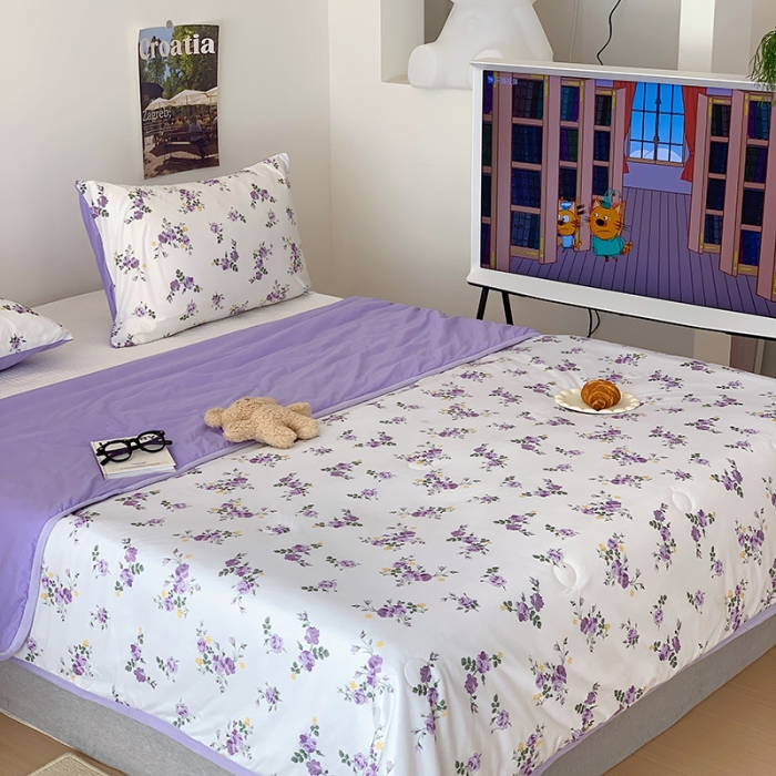 91家纺网 家纺一手货源 找家纺 星期八 2023新款针织棉卡通夏被被子被芯 紫茵