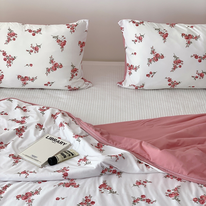 91家纺网 家纺一手货源 找家纺 星期八 2023新款针织棉卡通夏被被子被芯 粉茵