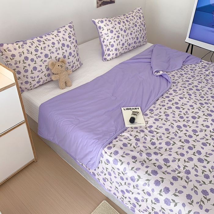 91家纺网 家纺一手货源 找家纺 星期八 2023新款针织棉卡通夏被被子被芯 紫玫瑰