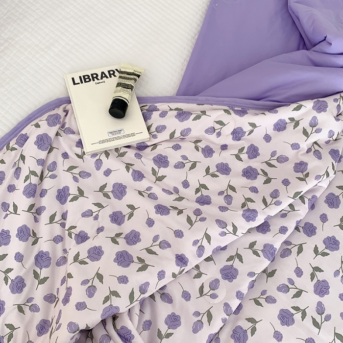 91家纺网 家纺一手货源 找家纺 星期八 2023新款针织棉卡通夏被被子被芯 紫玫瑰