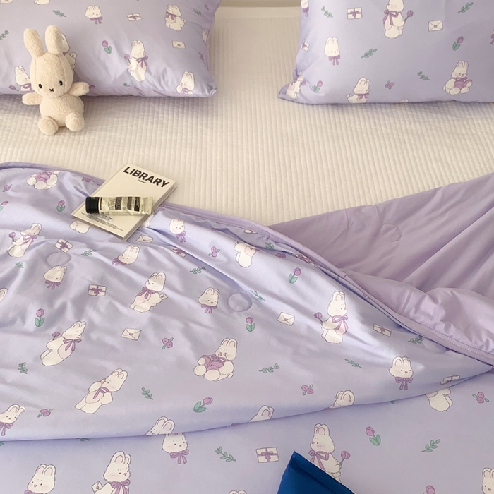 91家纺网 家纺一手货源 找家纺 星期八 2023新款针织棉卡通夏被被子被芯 萌兔紫