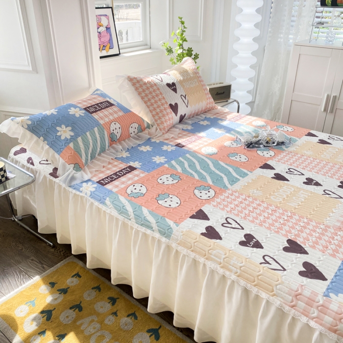 91家纺网 家纺一手货源 找家纺 邦妮 2024新款凉感丝乳胶凉席 草莓乐园