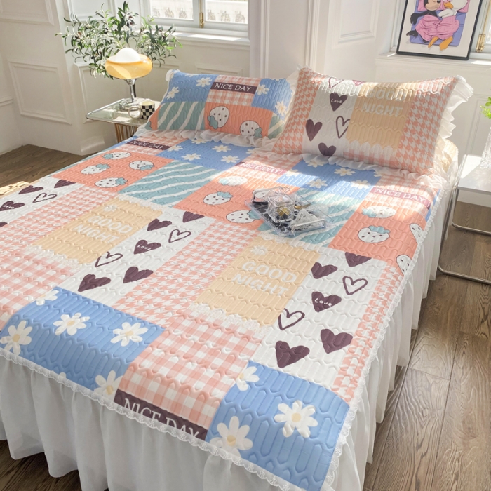 91家纺网 家纺一手货源 找家纺 邦妮 2024新款凉感丝乳胶凉席 草莓乐园