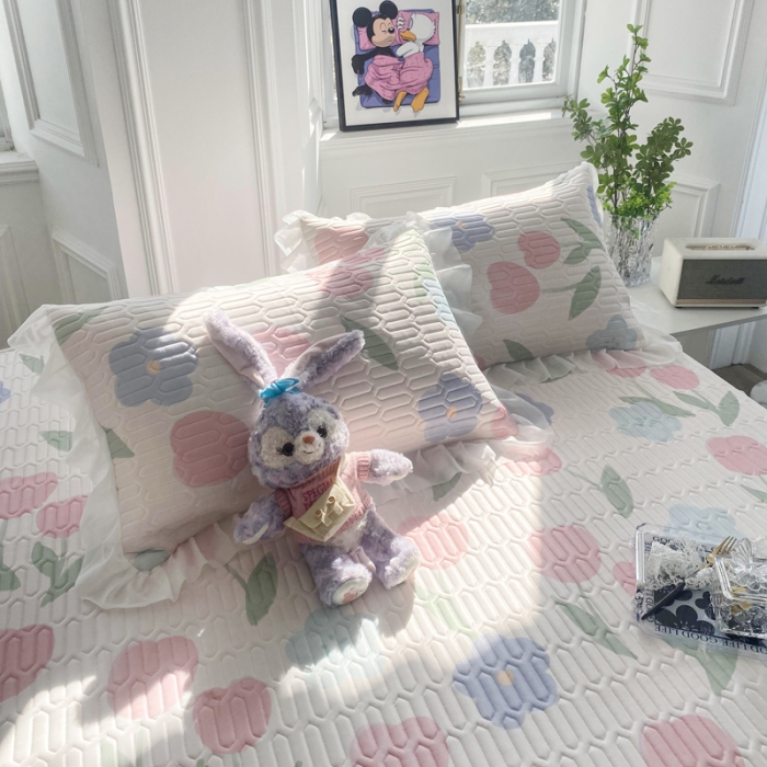 91家纺网 家纺一手货源 找家纺 邦妮 2024新款凉感丝乳胶凉席 眷恋