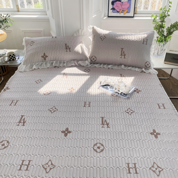 91家纺网 家纺一手货源 找家纺 邦妮 2024新款凉感丝乳胶凉席 凯瑞拉