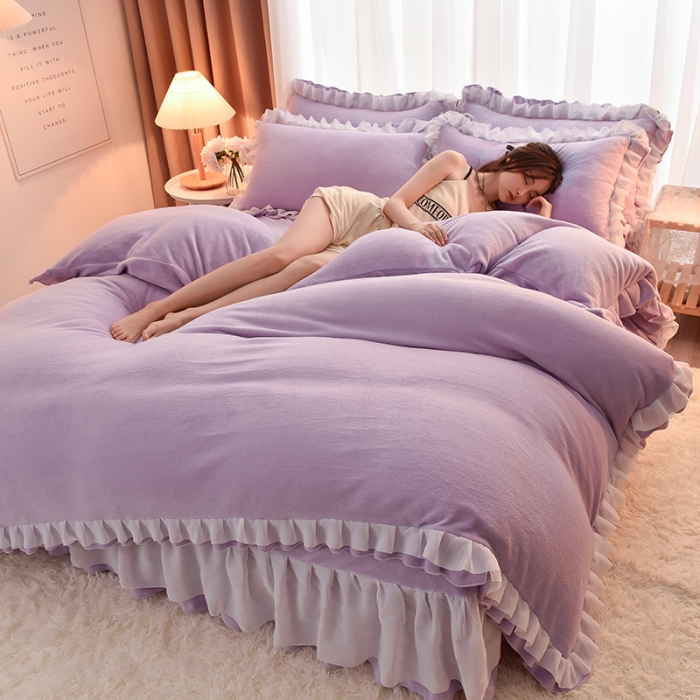 91家纺网 家纺一手货源 找家纺 大麦家纺 2024新款小清新公主风加厚牛奶绒四件套--场景二 少女紫