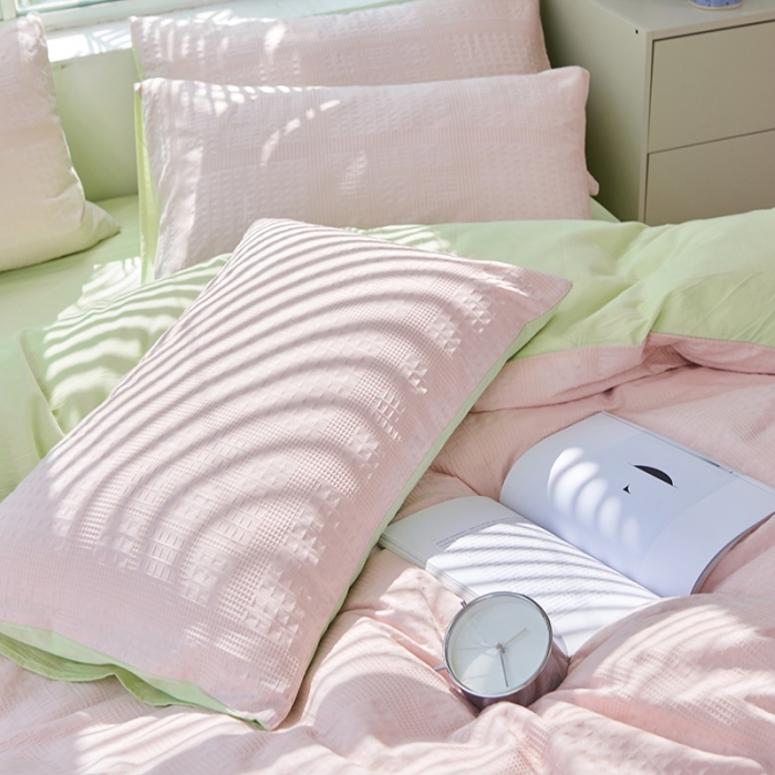 91家纺网 家纺一手货源 找家纺 慕尚 2025新款华夫格水洗棉四件套 华夫格 嫩粉