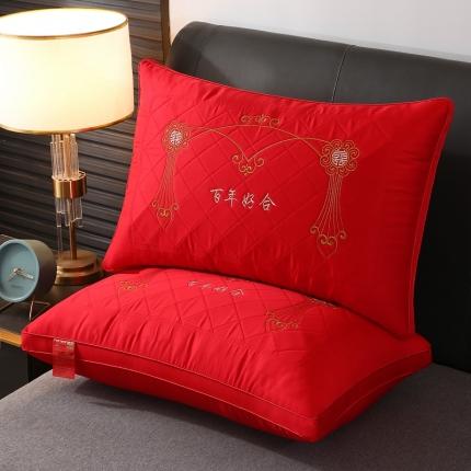 91家纺网 家纺一手货源 找家纺 天意美 2023新款全棉大红婚庆枕48x74一只 双喜迎门