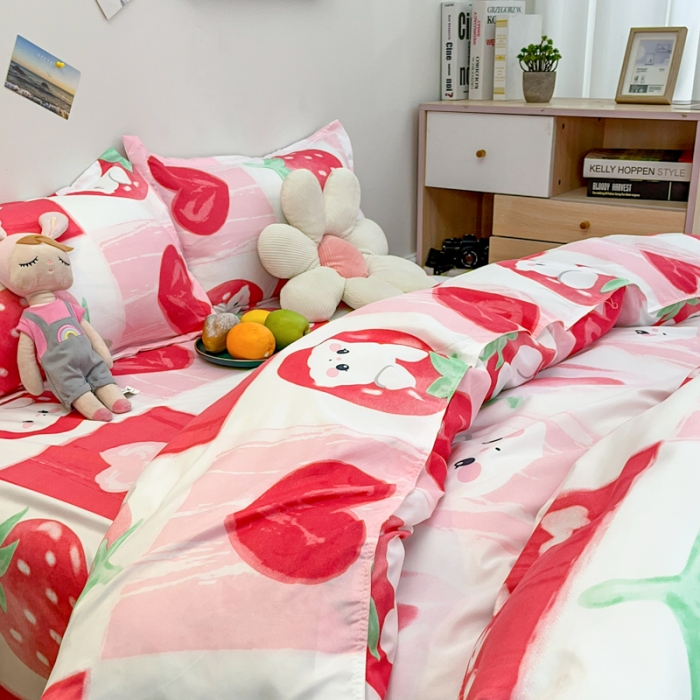 91家纺网 家纺一手货源 找家纺 乐居坊 2023新款芦荟棉四件套（3月新花型） 草莓格格