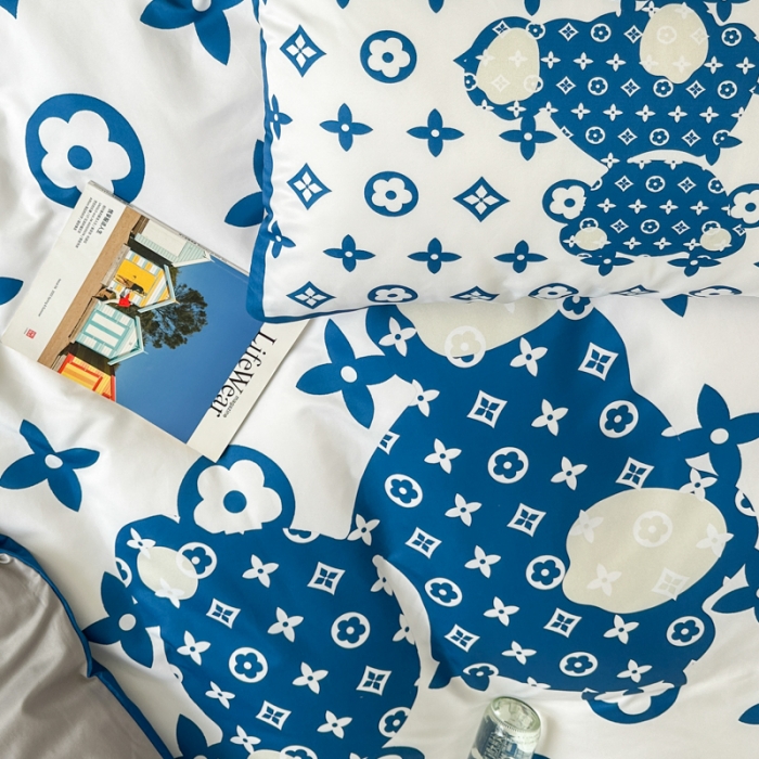 91家纺网 家纺一手货源 找家纺 摩卡 2024新款博主风水洗真丝四件套 公仔兰