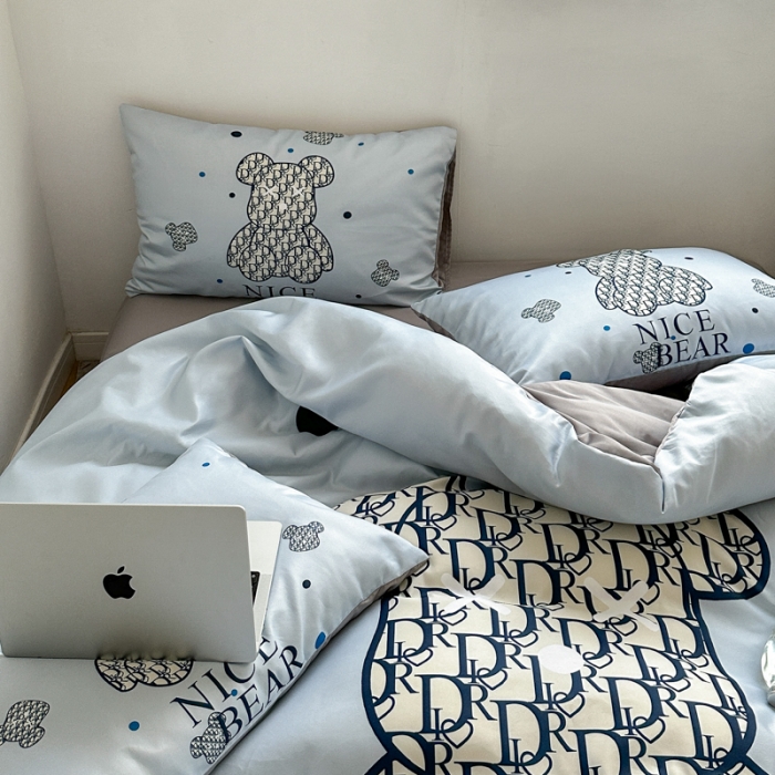 91家纺网 家纺一手货源 找家纺 摩卡 2024新款博主风水洗真丝四件套 萌迪