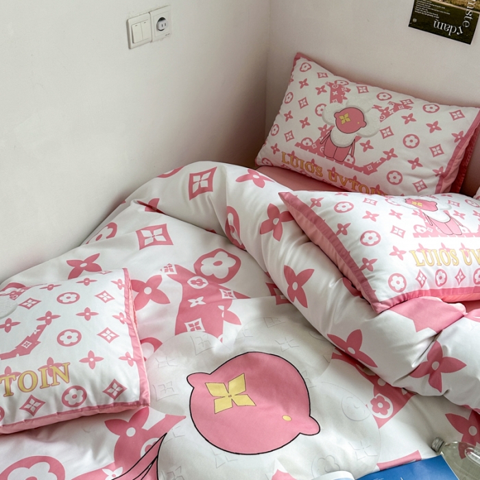 91家纺网 家纺一手货源 找家纺 摩卡 2024新款博主风水洗真丝四件套 太阳花粉