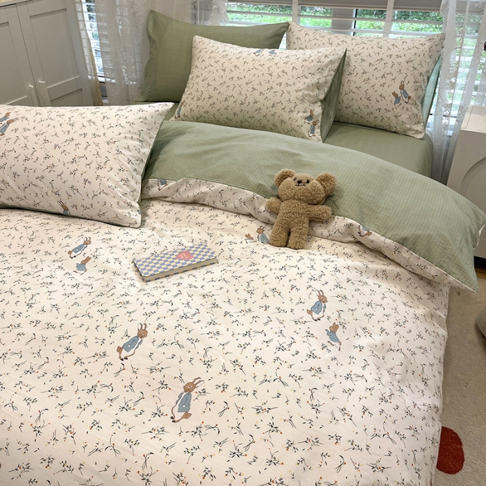 91家纺网 家纺一手货源 找家纺 晨希2023年新款全棉花卉印花简约款多规格四件套 彼得兔