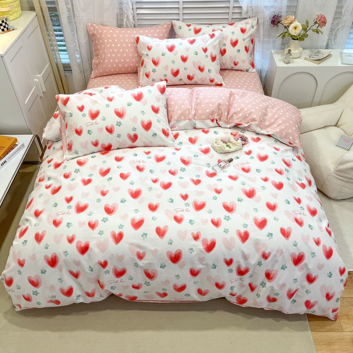 91家纺网 家纺一手货源 找家纺 晨希2023年新款全棉花卉印花简约款多规格四件套 梦幻爱心