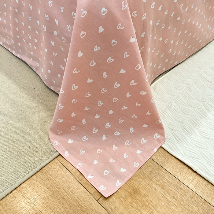 91家纺网 家纺一手货源 找家纺 晨希2023年新款全棉花卉印花简约款多规格四件套 樱桃兔