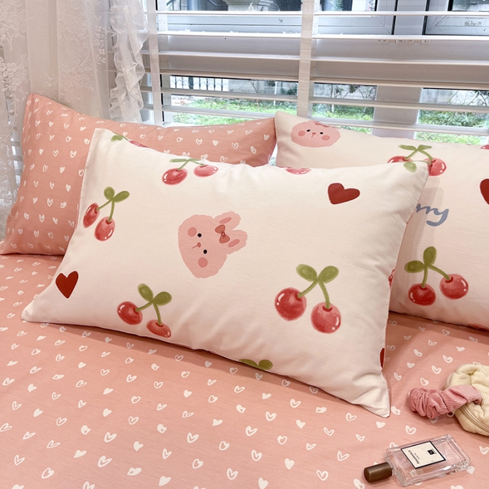 91家纺网 家纺一手货源 找家纺 晨希2023年新款全棉花卉印花简约款多规格四件套 樱桃兔