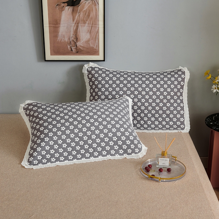 91家纺网 家纺一手货源 找家纺 棠薇 2023新款全棉四层花边款枕巾 75*52cm/对花边款 小菊灰
