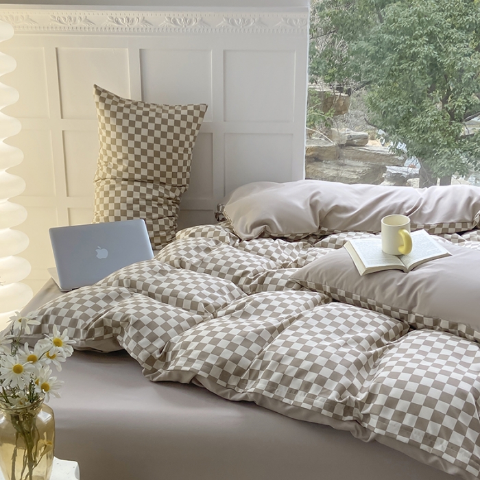 91家纺网 家纺一手货源 找家纺 家贝爱 2023新款亲肤裸睡水洗棉四件套 复古卡格