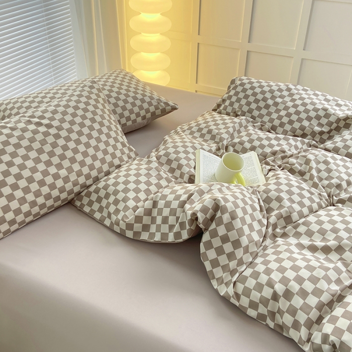 91家纺网 家纺一手货源 找家纺 家贝爱 2023新款亲肤裸睡水洗棉四件套 复古卡格