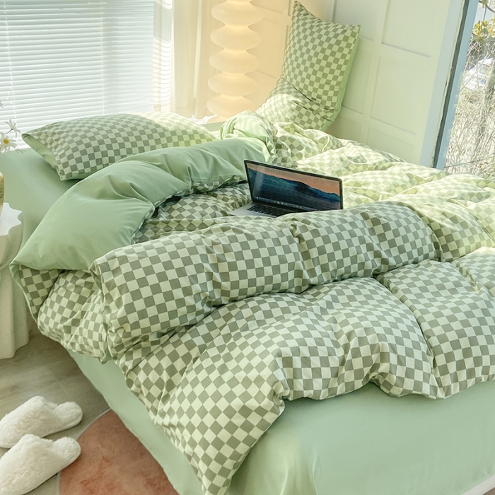 91家纺网 家纺一手货源 找家纺 家贝爱 2023新款亲肤裸睡水洗棉四件套 复古绿格