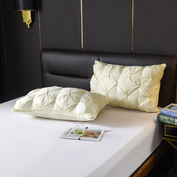 91家纺网 家纺一手货源 找家纺 缔莱 2023新款95白鹅绒羽绒枕头枕芯 黄色48*74cm高枕