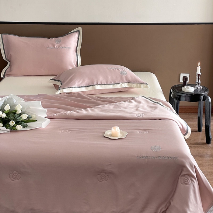 91家纺网 家纺一手货源 找家纺 (总) 汇庭 2023新款大豆蛋白纤维山茶花夏被