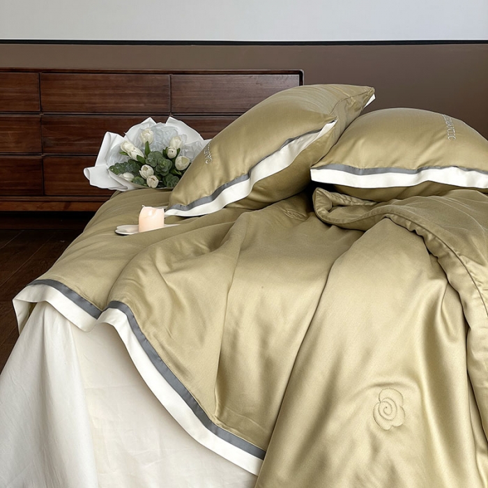 91家纺网 家纺一手货源 找家纺 汇庭 2023新款大豆蛋白纤维山茶花夏被 亚麻青