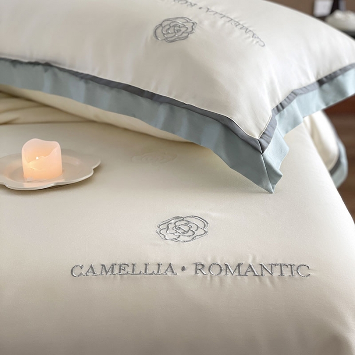 91家纺网 家纺一手货源 找家纺 汇庭 2023新款大豆蛋白纤维山茶花夏被 珍珠白