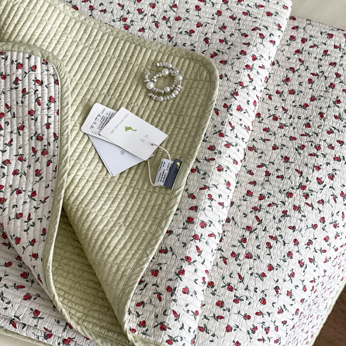 91家纺网 家纺一手货源 找家纺 汇庭 2023新款大鹅水洗棉床盖三件套 艾薇庄园