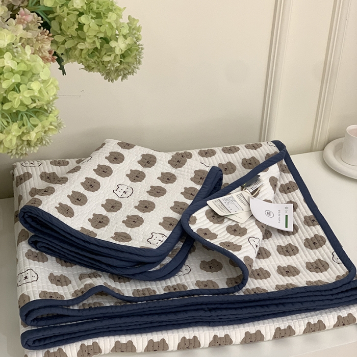 91家纺网 家纺一手货源 找家纺 汇庭 2023新款大鹅水洗棉床盖三件套 口袋庄园