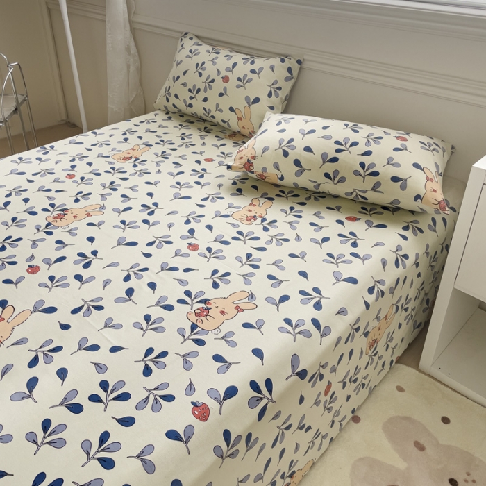 91家纺网 家纺一手货源 找家纺 居美良品 2025新款老粗布床单 草莓兔