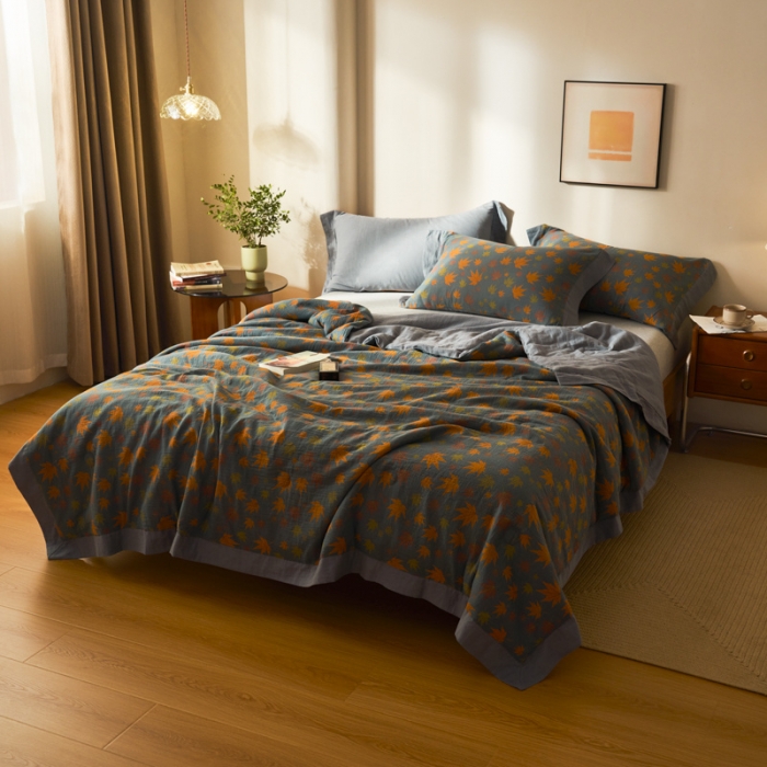 91家纺网 家纺一手货源 找家纺 吾秀 2023新款复古风A类全棉双层纱棉花夏被 枫叶