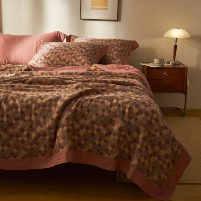 91家纺网 家纺一手货源 找家纺 吾秀 2023新款复古风A类全棉双层纱棉花夏被 幸运草