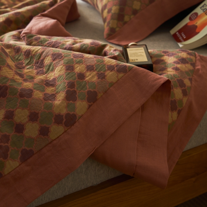 91家纺网 家纺一手货源 找家纺 吾秀 2023新款复古风A类全棉双层纱棉花夏被 幸运草