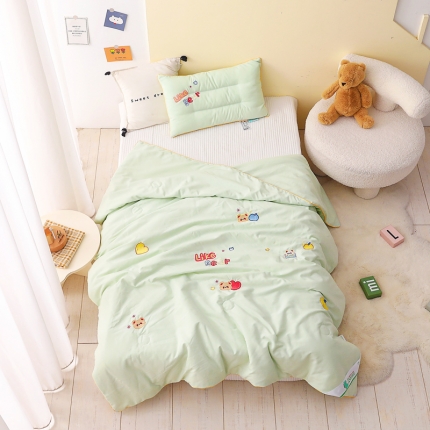 91家纺网 家纺一手货源 找家纺 （总）A类水洗棉磨毛绣花款儿童大豆夏被幼儿园被子夏凉被空调被